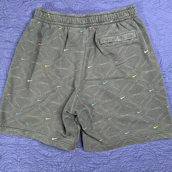 Nike All Over Swoosh Logo Athletic Shorts Men's XL Charcoal Gray Gym Casual - Picture 2 of 5